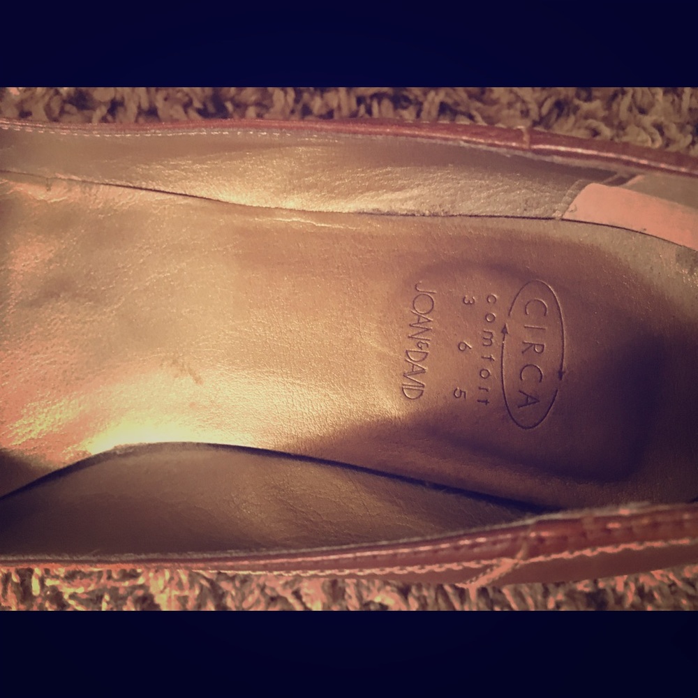 Joan & David super comfy work shoes. Inch heel!